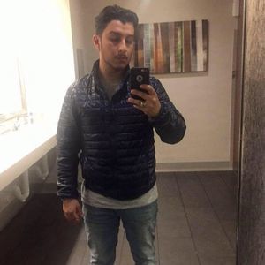 Meet your Posher, Jonathan